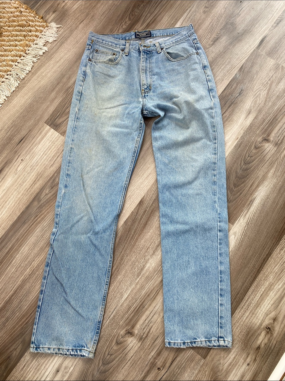 Light wash vintage men’s jeans
